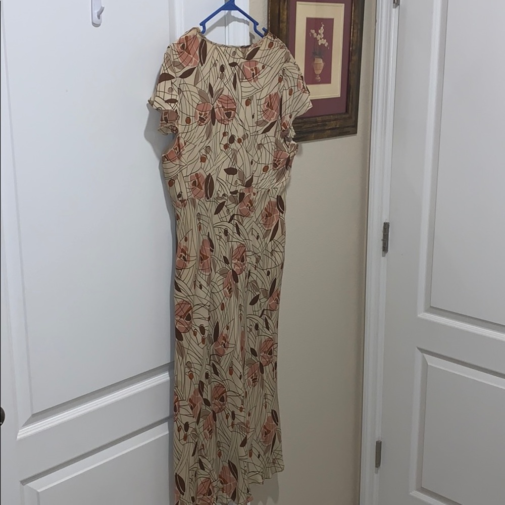 Dress - Picture 2 of 2